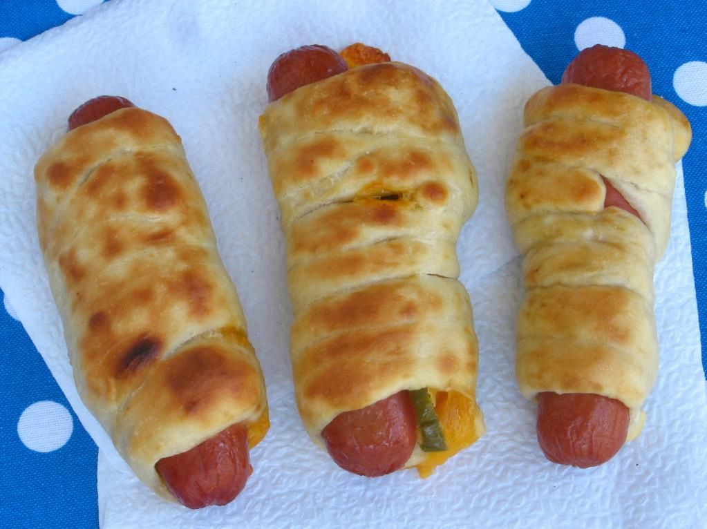 Soft Pretzel Dogs (an homage to Auntie Anne's Pretzels) Willow Bird